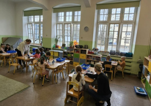 Robotyka u starszaków - grupa "Stokrotki"