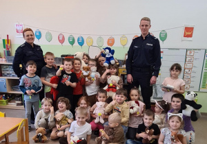 Policjanci z wizytą u Stokrotek