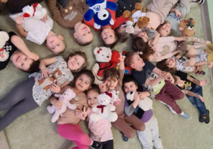 Świętowanie Dnia Pluszowego Misia