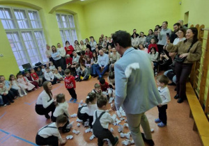 Biedronki w trakcie inscenizacji