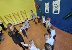 Występ grupy "Biedronki"