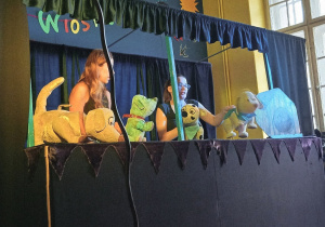 Teatr "Pacuś" z historią o niebieskim psie